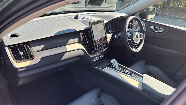 Used Volvo XC60 2025 for sale - 75381354: Photo 4