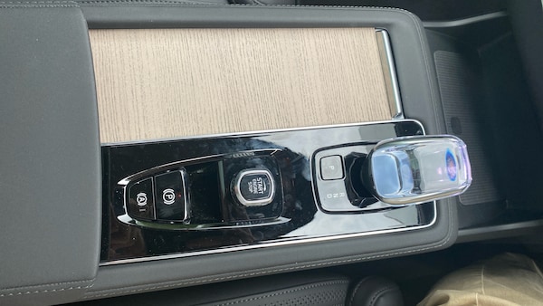 Used Volvo XC90 2025 for sale - 75381355: Photo 37