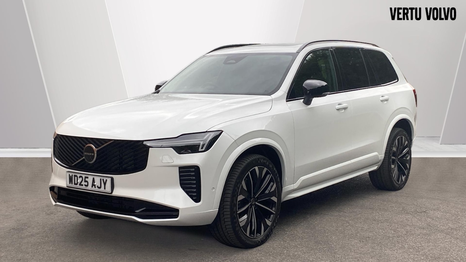 2025 Volvo XC90 2.0 B5P Plus Dark 5dr AWD Geartronic Petrol Estate Estate Petrol - Picture 6 of 24