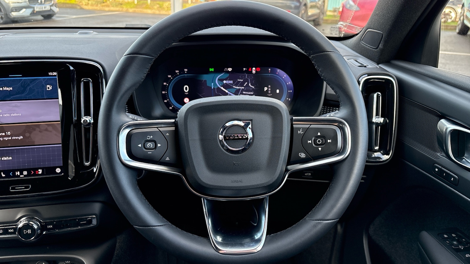 Used Volvo XC40 2023 for sale - 77171071: Photo 10