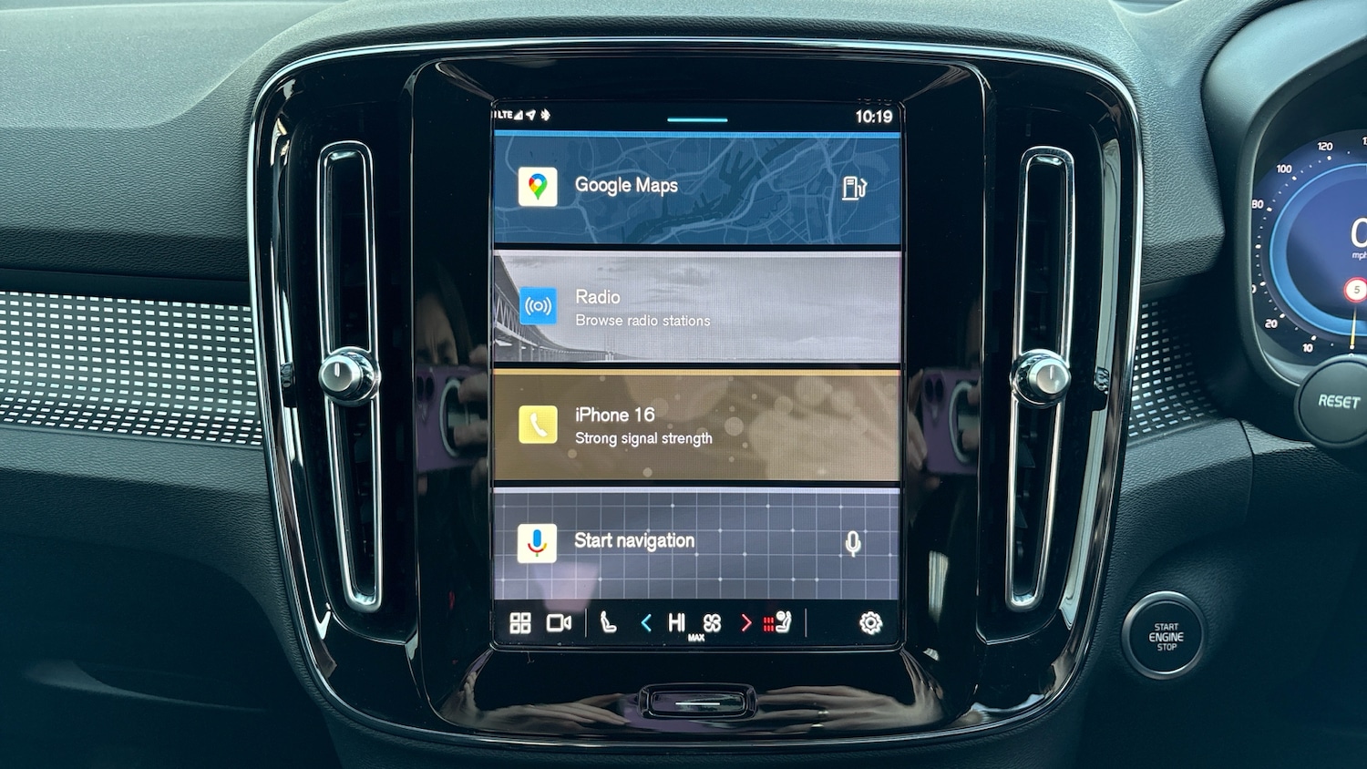 Used Volvo XC40 2023 for sale - 77171071: Photo 12