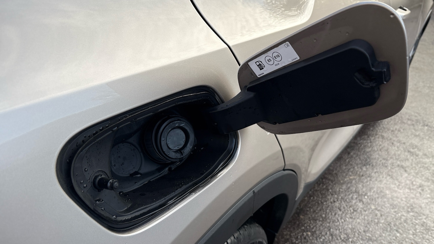 Used Volvo XC40 2023 for sale - 77171071: Photo 15