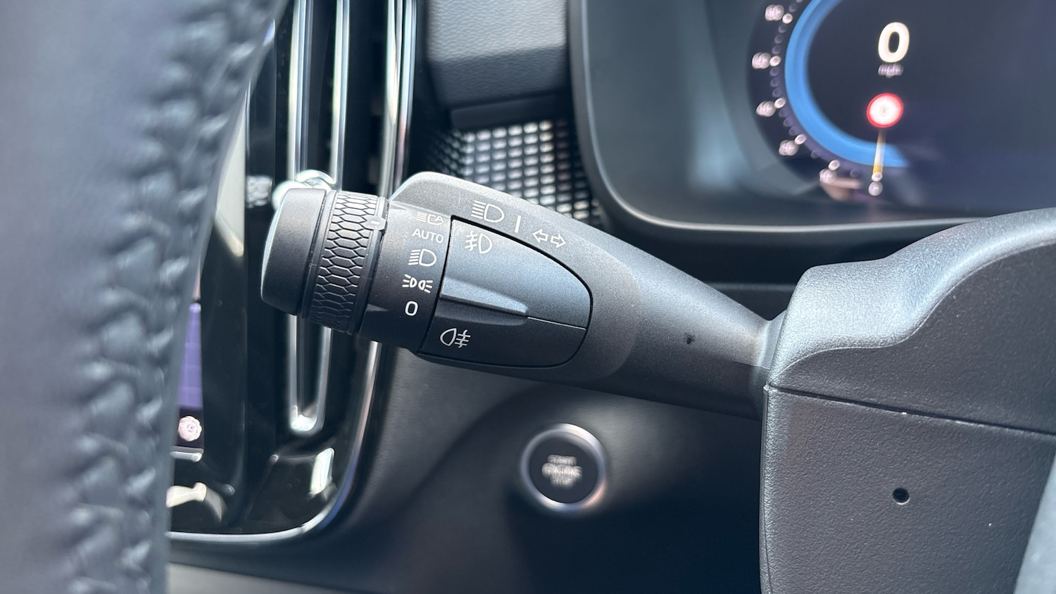 Used Volvo XC40 2023 for sale - 77171071: Photo 19