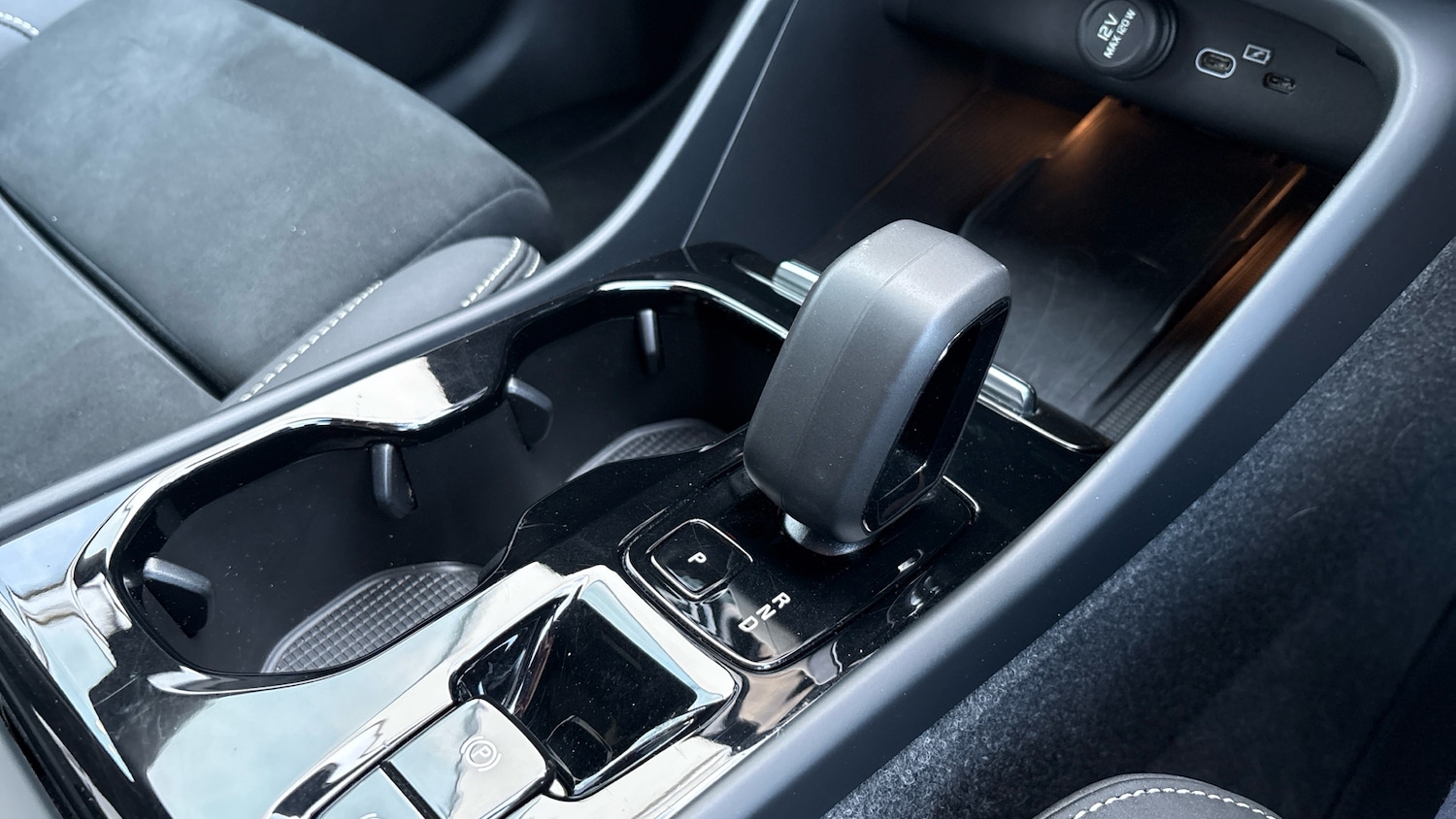 Used Volvo XC40 2023 for sale - 77171071: Photo 25