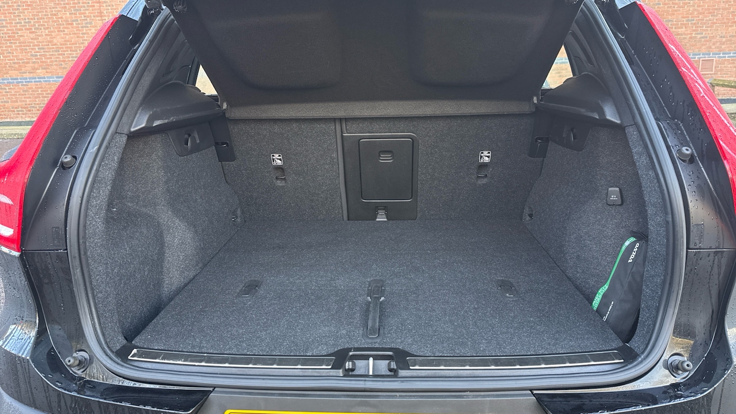 Used Volvo XC40 2021 for sale - 76946703: Photo 13