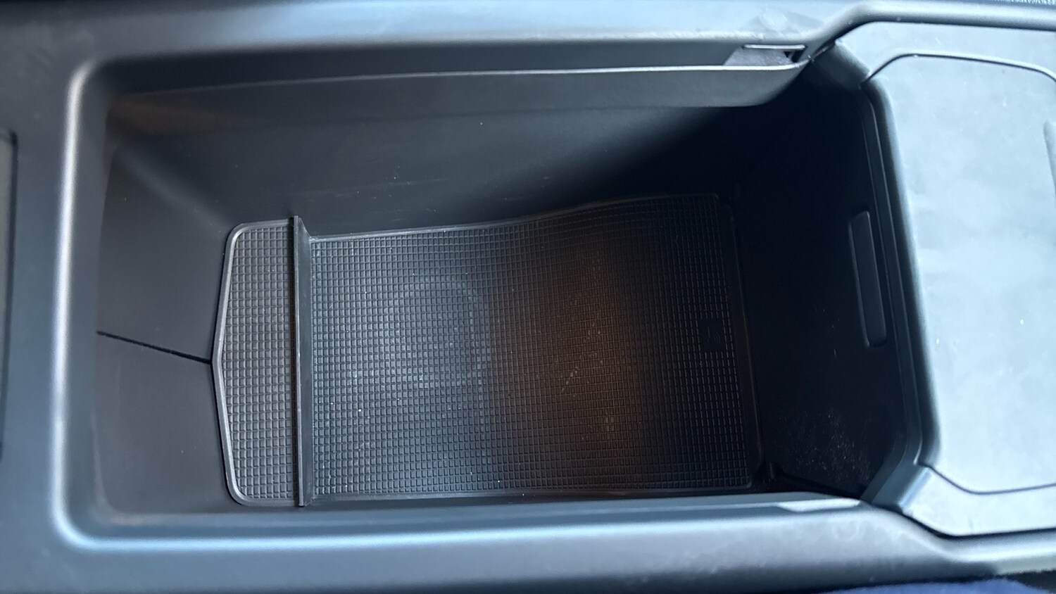 Used Volvo XC40 2021 for sale - 76946703: Photo 31