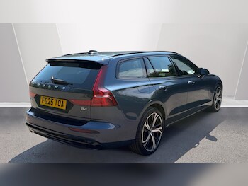 Used Volvo V60 2025 for sale - 79243510: Photo