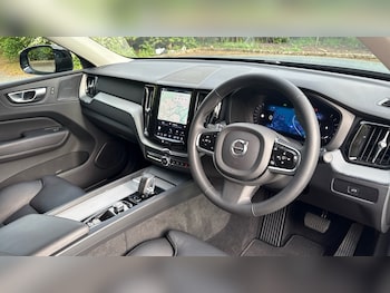 Used Volvo XC60 2023 for sale - 78286799: Photo