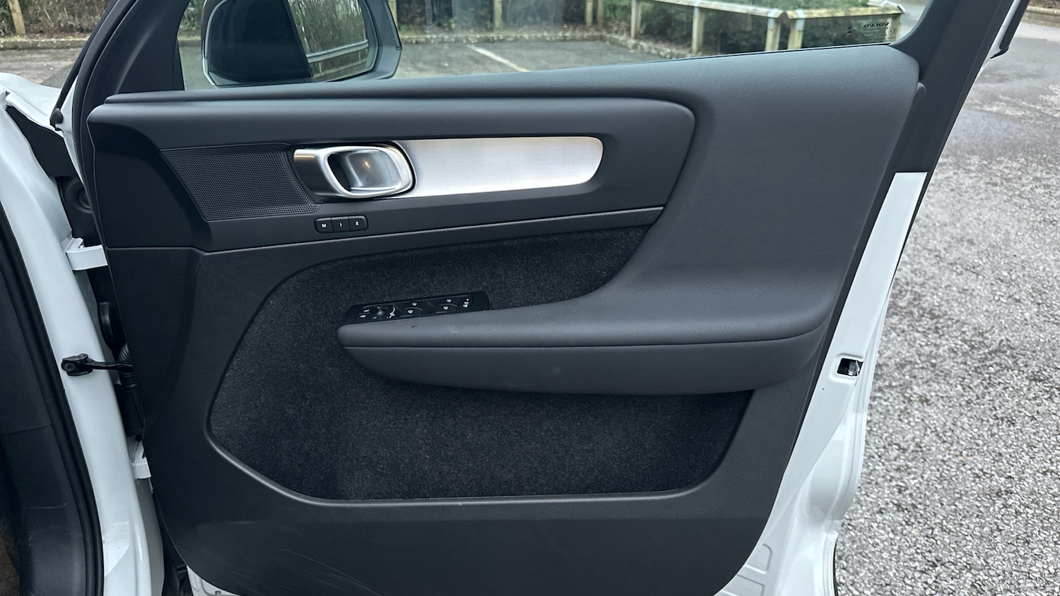 Used Volvo XC40 2025 for sale - 76653205: Photo 28