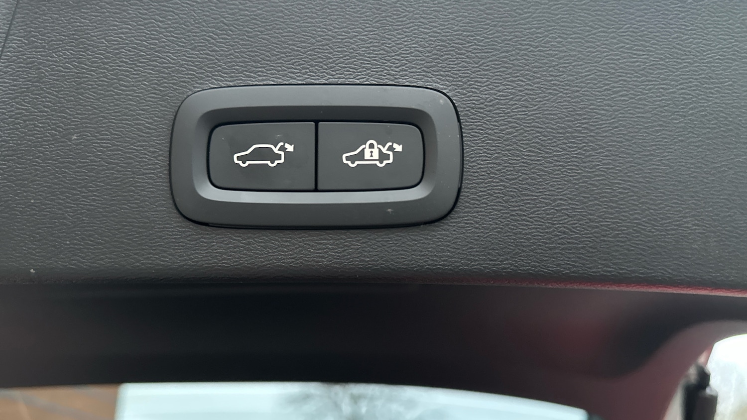 Used Volvo XC40 2025 for sale - 76653205: Photo 34