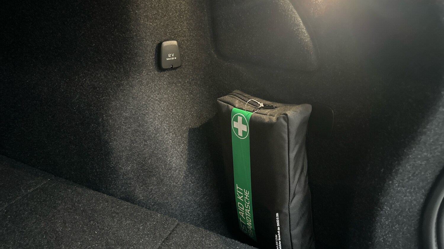 Used Volvo XC40 2025 for sale - 76653205: Photo 35