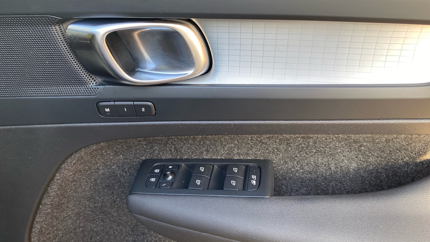 Used Volvo XC40 2023 for sale - 76653260: Photo 15