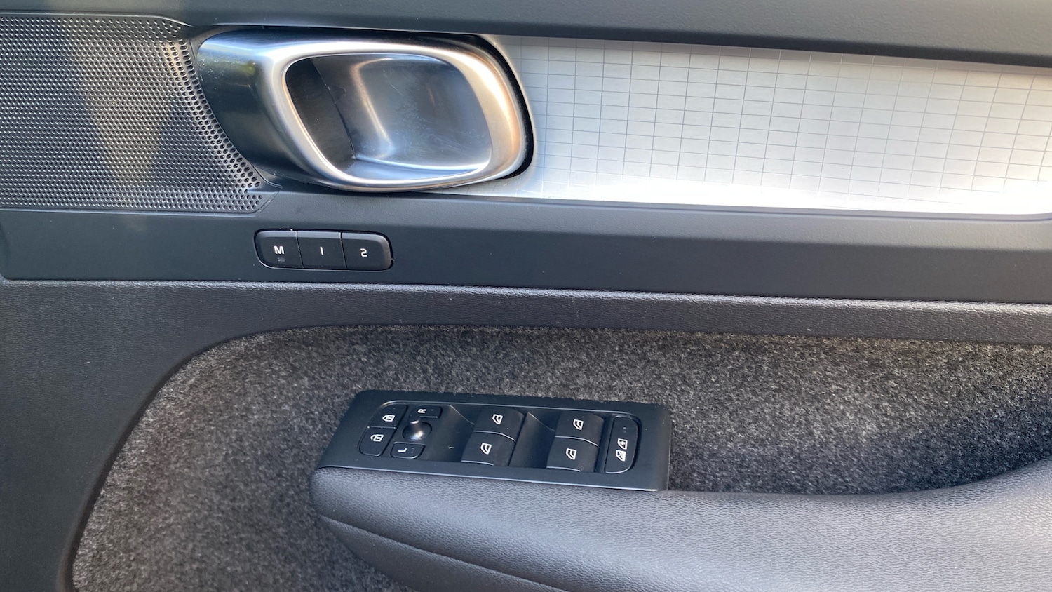 Used Volvo XC40 2023 for sale - 76653260: Photo 28