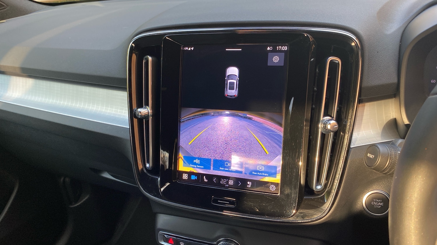 Used Volvo XC40 2023 for sale - 76653260: Photo 29