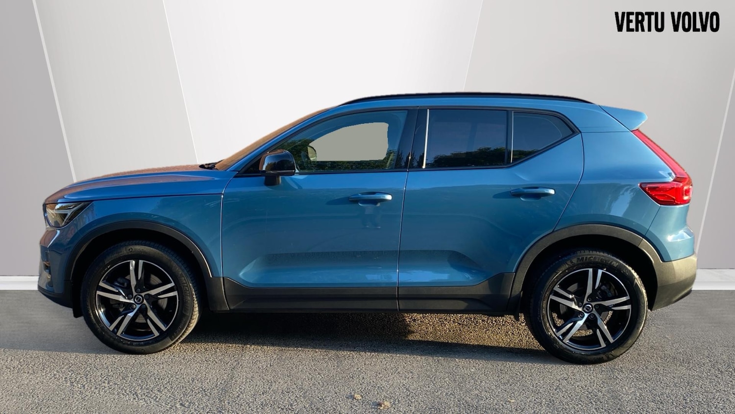 Used Volvo XC40 2023 for sale - 76653260: Photo 8