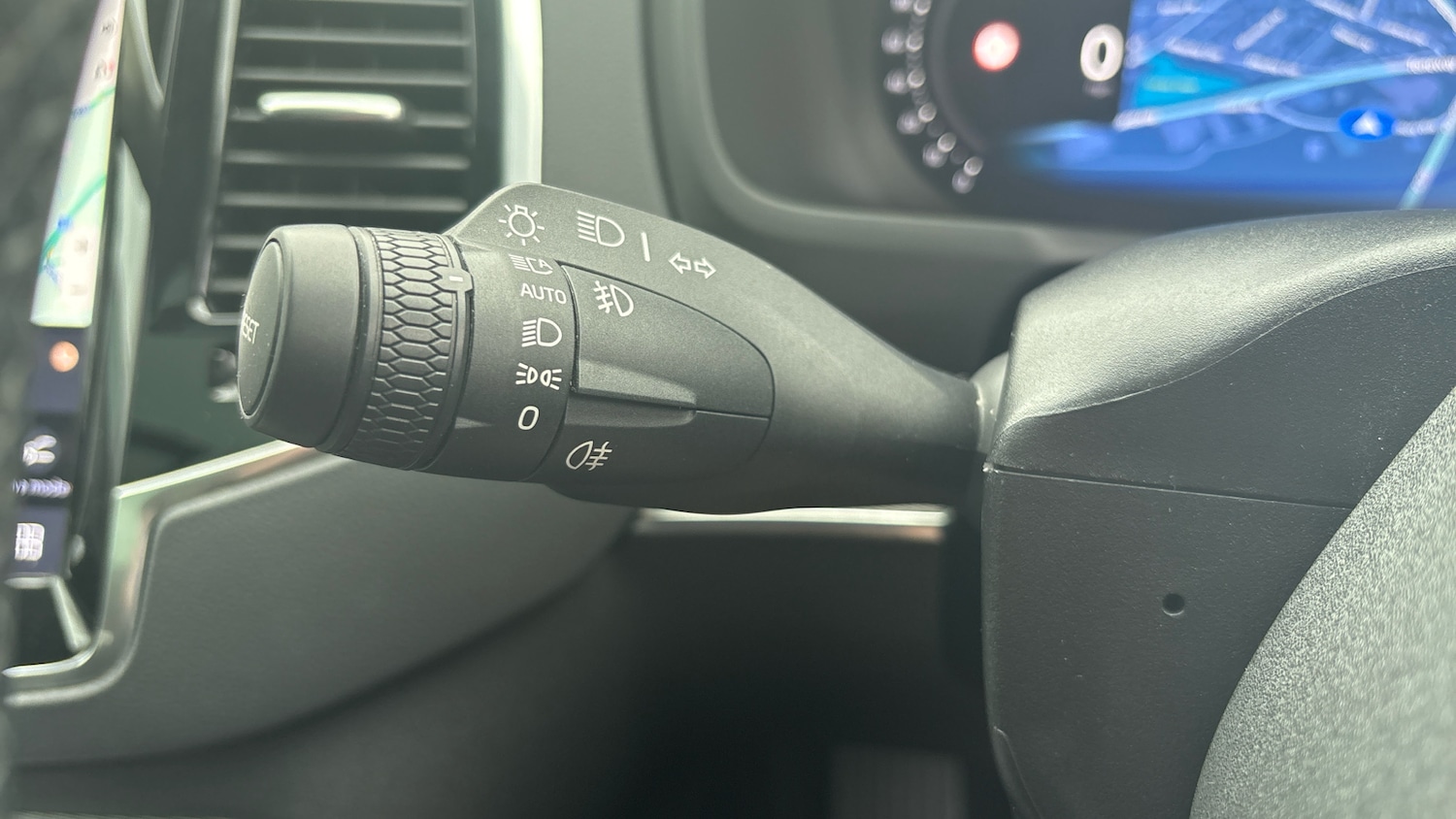 Used Volvo XC60 2023 for sale - 78081615: Photo 19