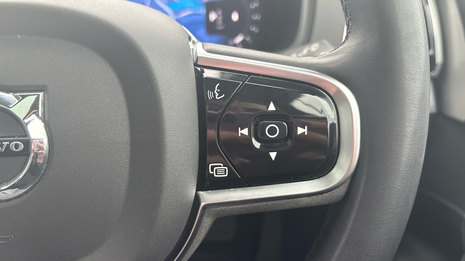 Used Volvo XC60 2023 for sale - 78081615: Photo 21