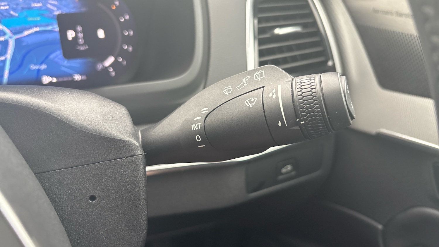 Used Volvo XC60 2023 for sale - 78081615: Photo 22