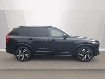 Used Volvo XC60 2023 for sale - 78081615: Photo