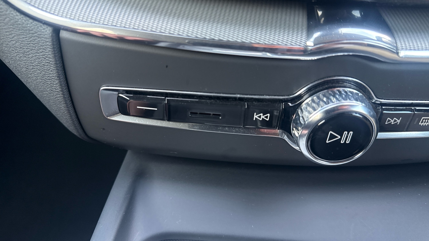 Used Volvo XC60 2024 for sale - 77339168: Photo 42