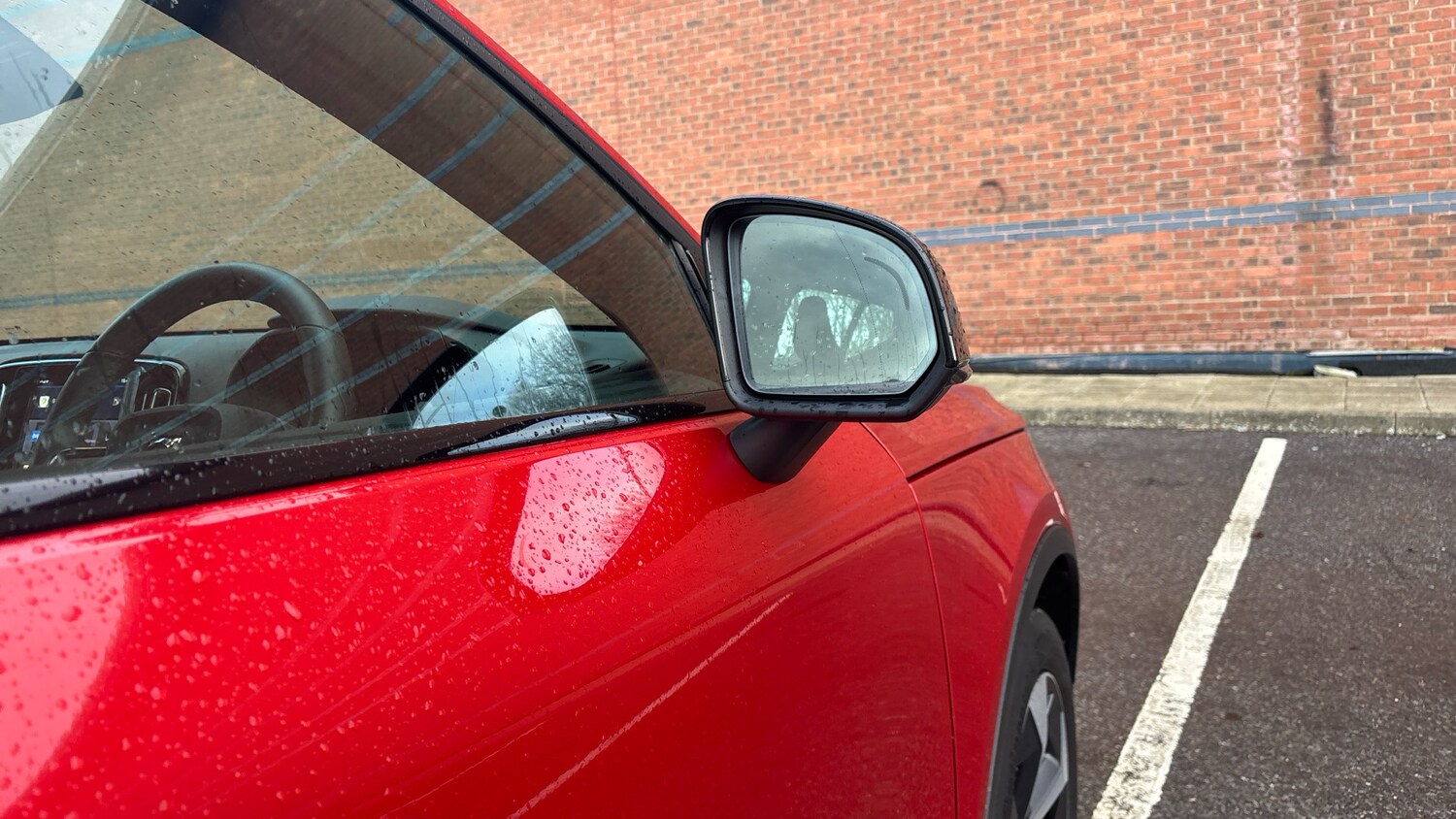 Used Volvo XC40 2024 for sale - 77339160: Photo 31