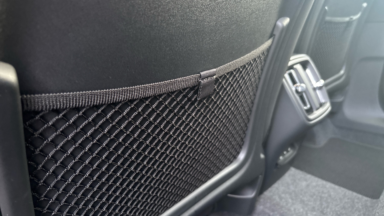 Used Volvo XC40 2024 for sale - 77339160: Photo 35