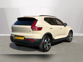 Used Volvo XC40 2025 for sale - 79275325: Photo