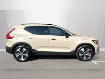 Used Volvo XC40 2025 for sale - 79275325: Photo