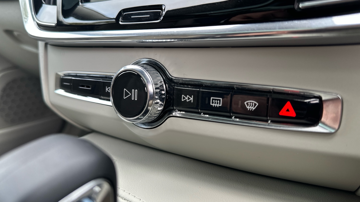 Used Volvo V90 2024 for sale - 76653266: Photo 51