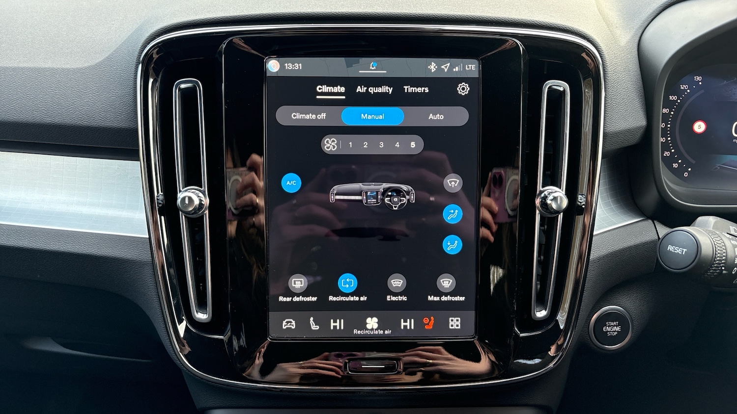 Used Volvo XC40 2025 for sale - 77171078: Photo 17