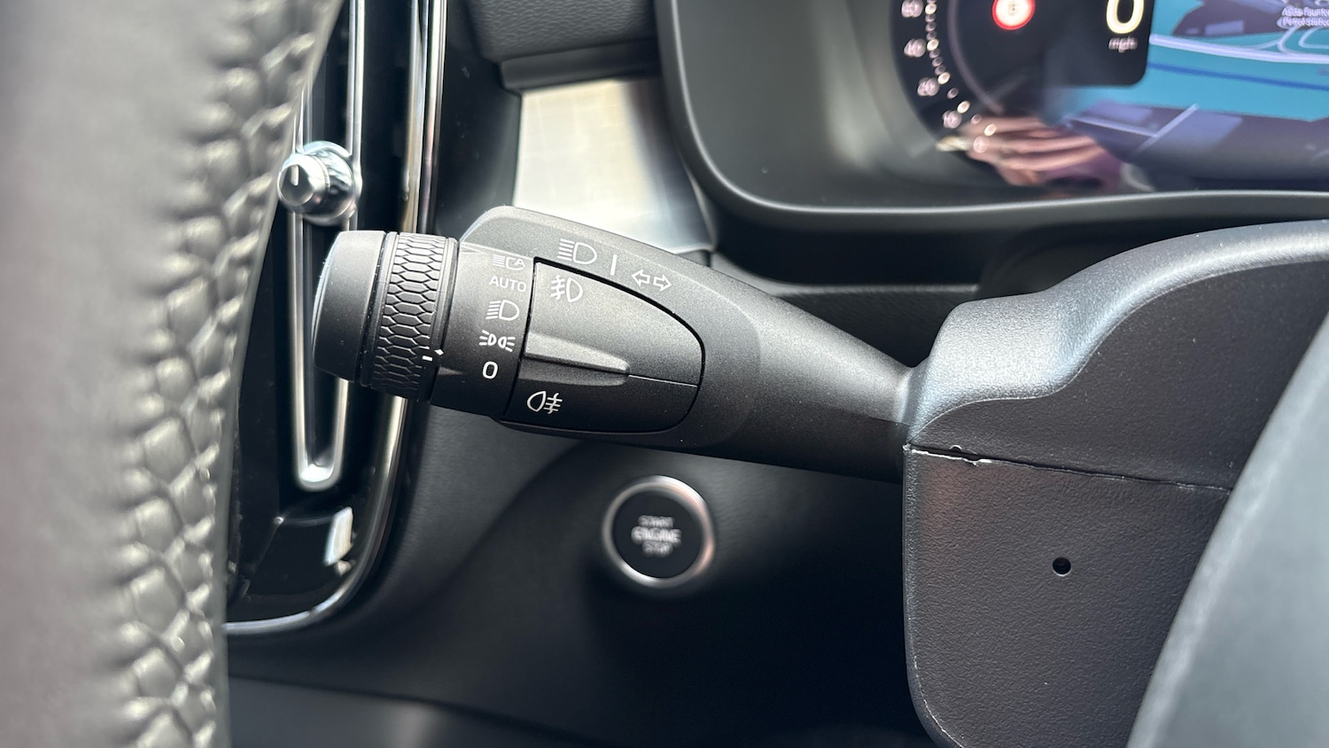 Used Volvo XC40 2025 for sale - 77171078: Photo 19