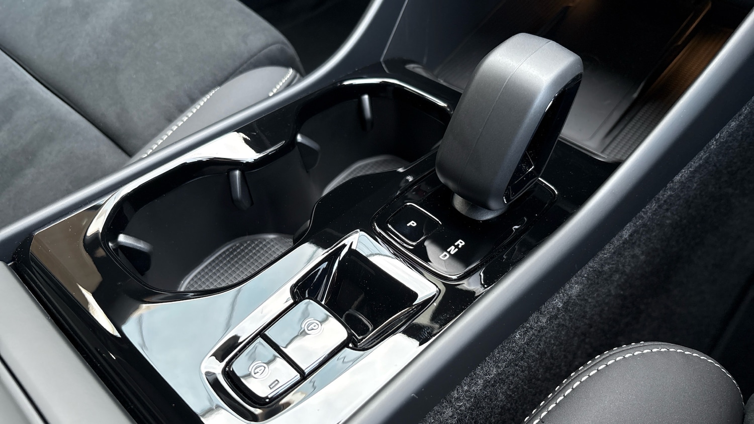 Used Volvo XC40 2025 for sale - 77171078: Photo 24