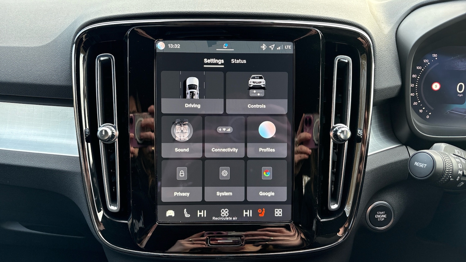 Used Volvo XC40 2025 for sale - 77171078: Photo 34