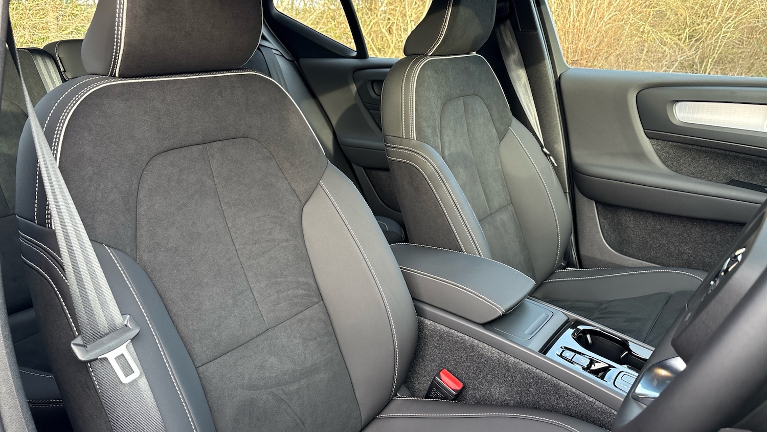 Used Volvo XC40 2025 for sale - 77171078: Photo 39