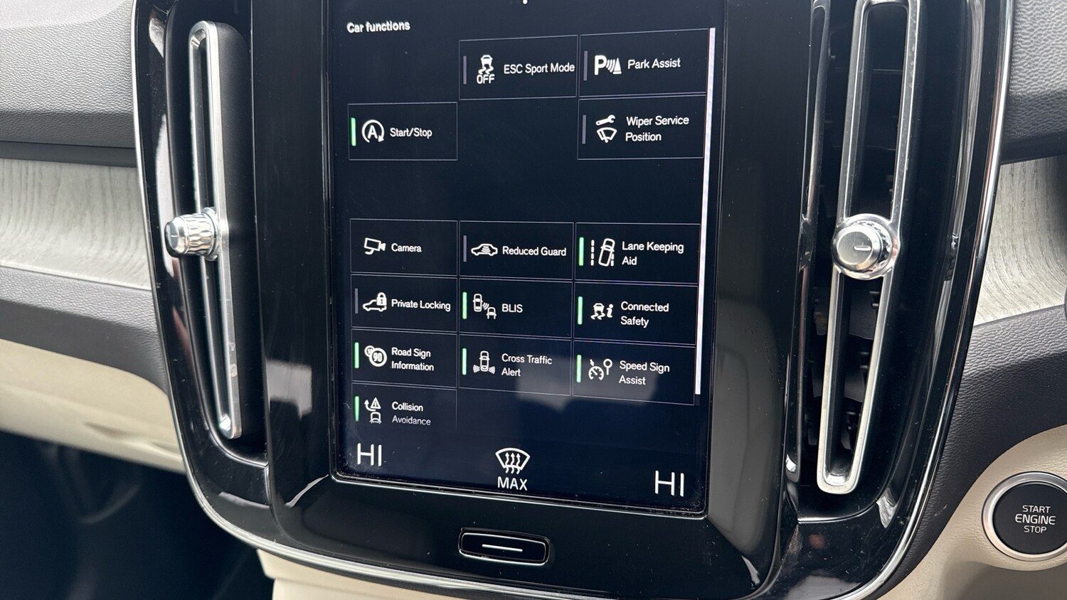 Used Volvo XC40 2020 for sale - 77465557: Photo 36