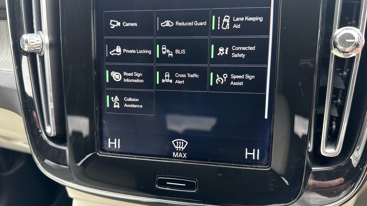 Used Volvo XC40 2020 for sale - 77465557: Photo 37