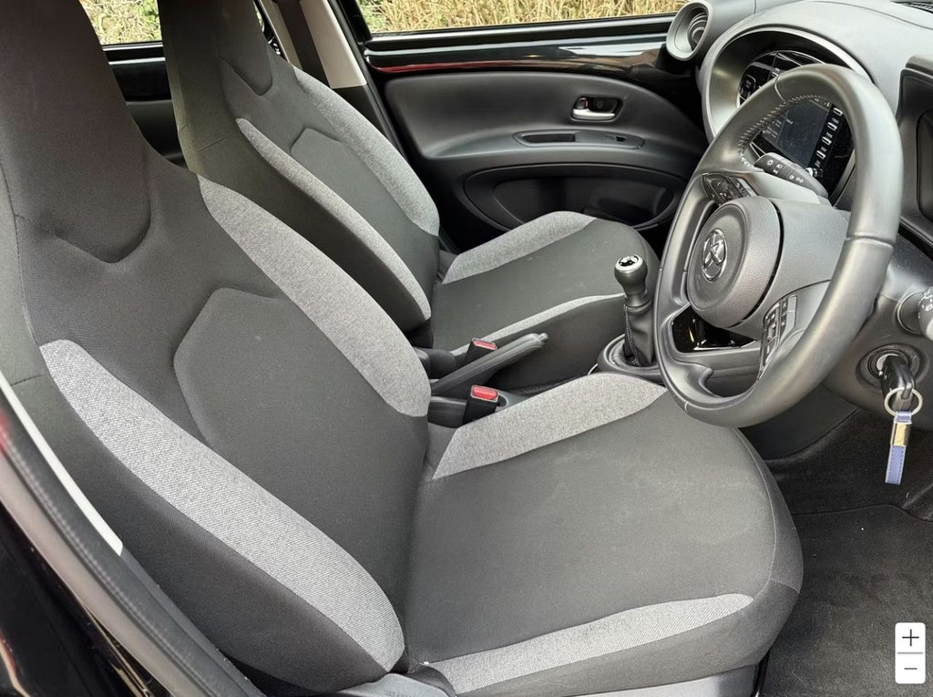 Used Toyota Aygo X 2022 for sale - 77835394: Photo 3