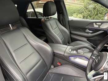 Used Mercedes-Benz GLE 2022 for sale - 77927158: Photo