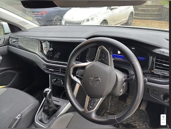 Used Volkswagen Polo 2023 for sale - 77498468: Photo