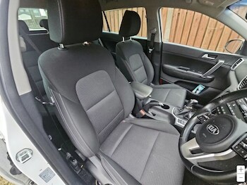 Used Kia Sportage 2021 for sale - 77507308: Photo