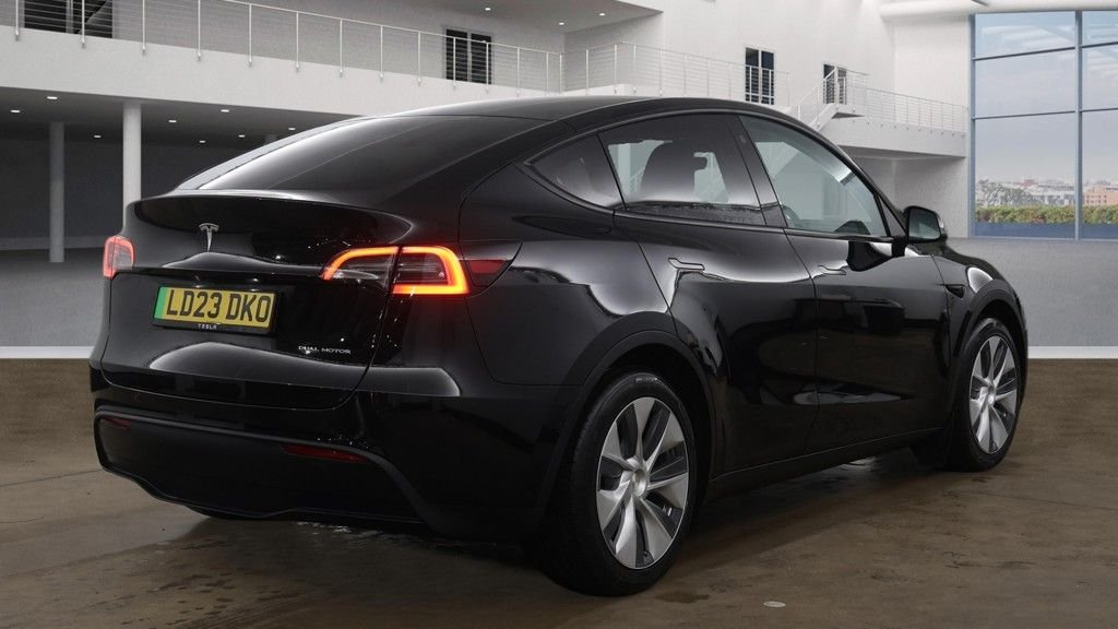 Used Tesla Model Y 2023 for sale - 77720271: Photo 6