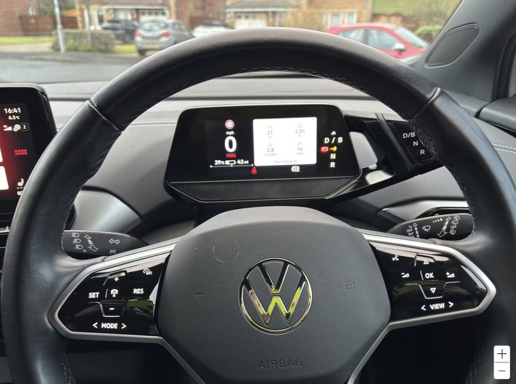 Used Volkswagen ID.4 2022 for sale - 77927296: Photo 9