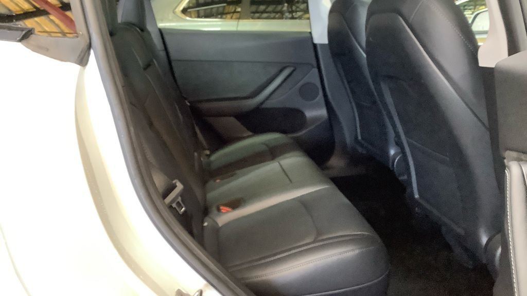 Used Tesla Model Y 2023 for sale - 78124411: Photo 10