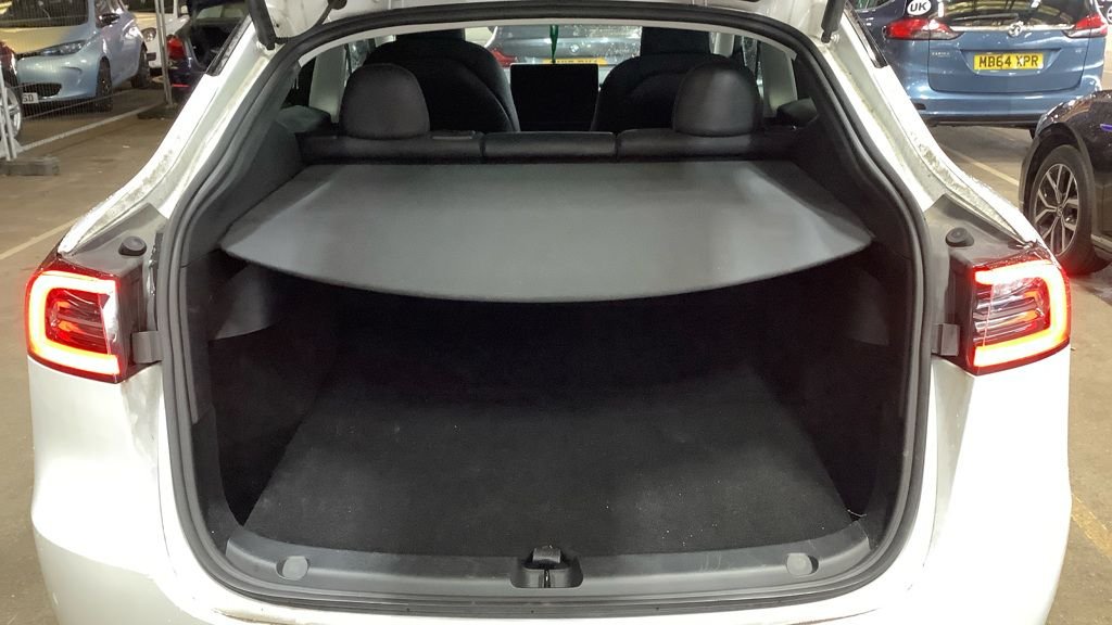 Used Tesla Model Y 2023 for sale - 77655283: Photo 8