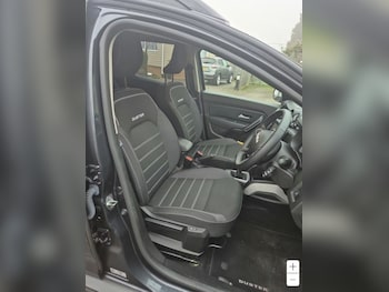 Used Dacia Duster 2023 for sale - 77835230: Photo