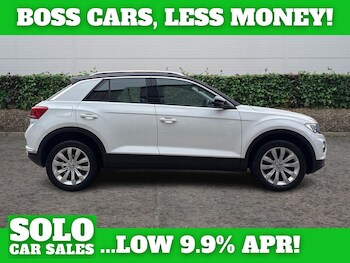 Used Volkswagen T-Roc 2018 for sale - 77594405: Photo