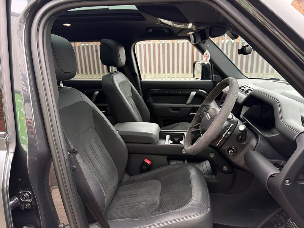 Used Land Rover Defender 2023 for sale - 77383564: Photo 21