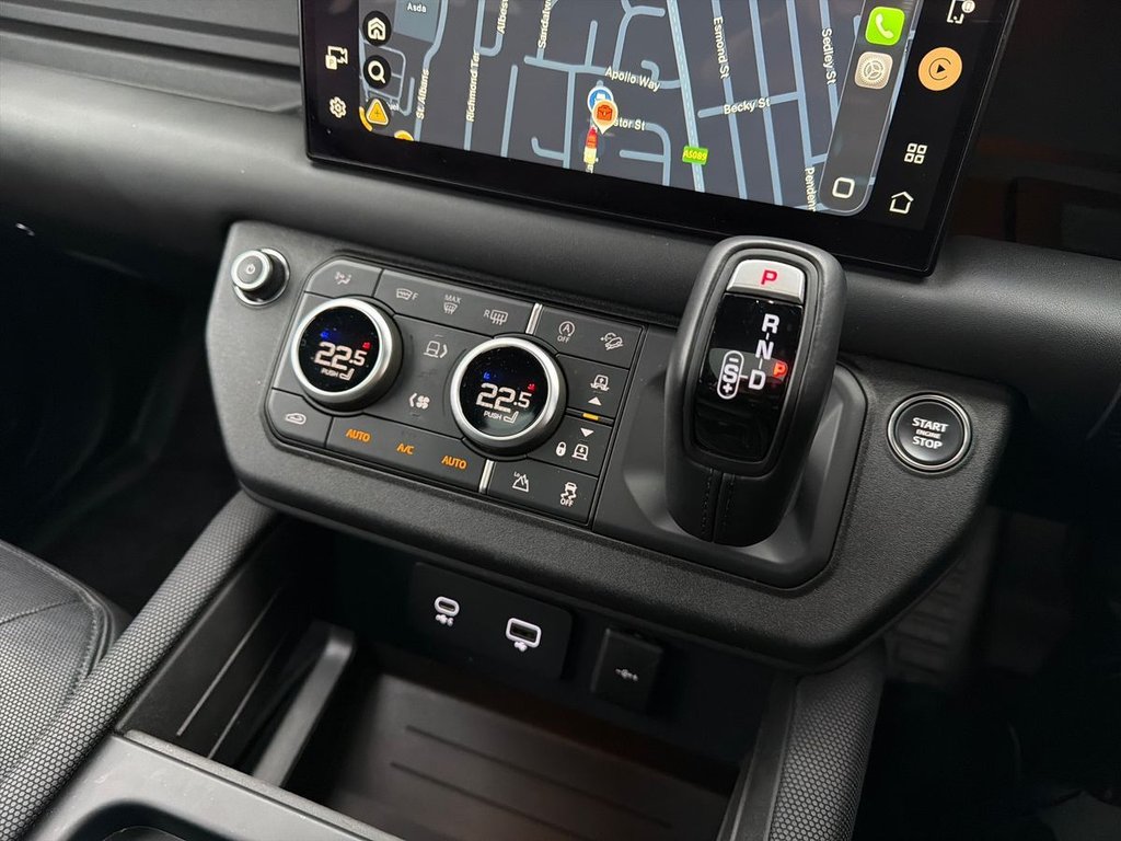 Used Land Rover Defender 2023 for sale - 77383564: Photo 26