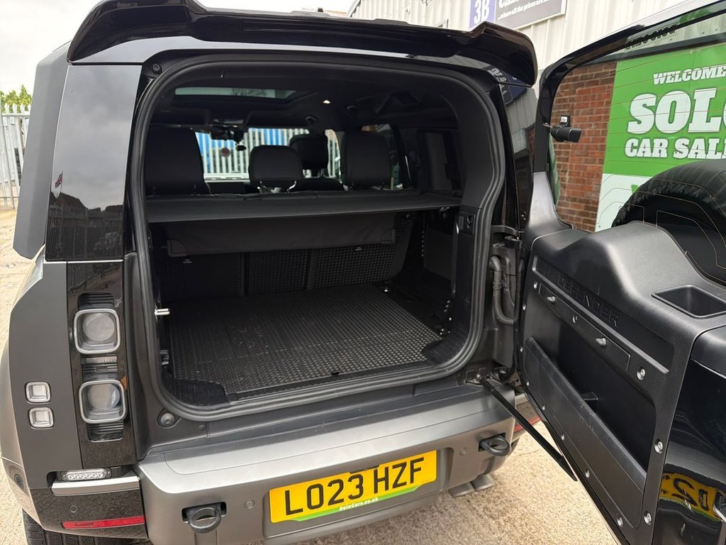 Used Land Rover Defender 2023 for sale - 77383564: Photo 37