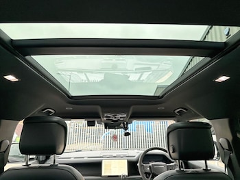 Used Land Rover Defender 2023 for sale - 77383564: Photo